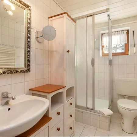 Апартаменты Ferienwohnung Sommerwind Остзебад Бинц